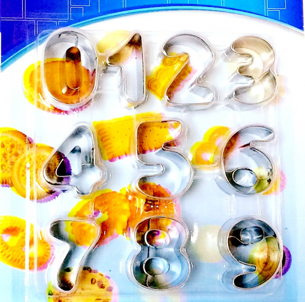 Вырубка стальная Цифры 3 см | Набор 10 фигур